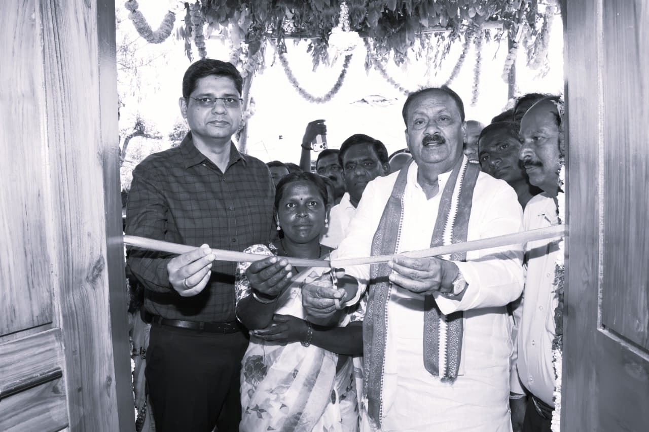 Indiramma Housing Scheme Brings New Homes to Families in Kamareddy District