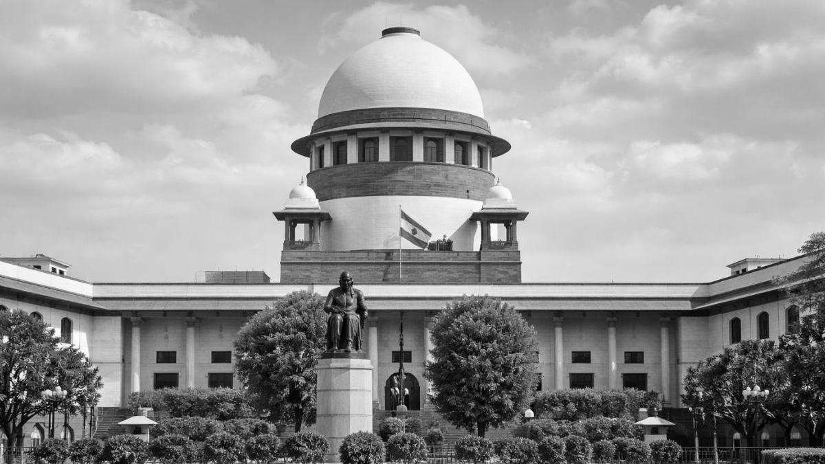 Supreme Court to examine Centre’s plea against Bombay HC verdict on IT rules