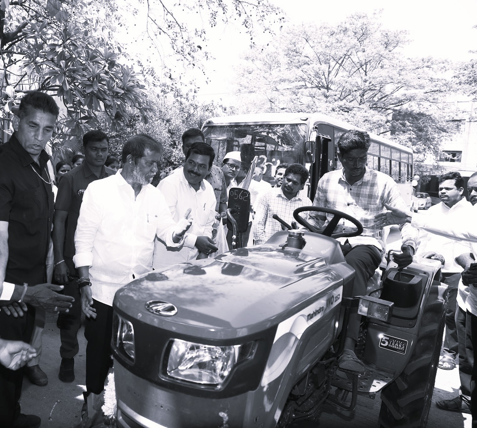 రైతుల ఆర్థికాభివృద్ధికి యాంత్రీకరణే మార్గం: మంత్రి దామోదర్ రాజనర్సింహ