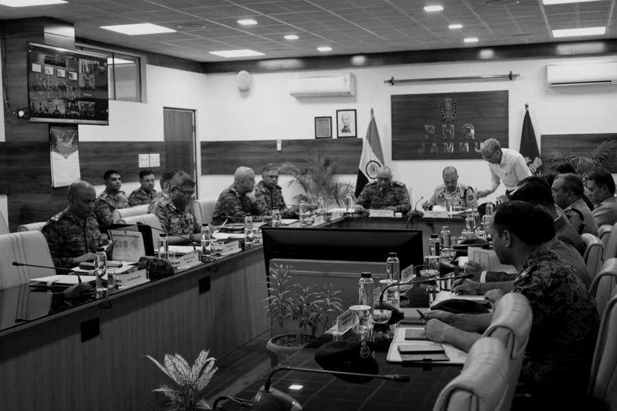 Northern Army commander reviews J&K security, reaffirms zero tolerance for terror