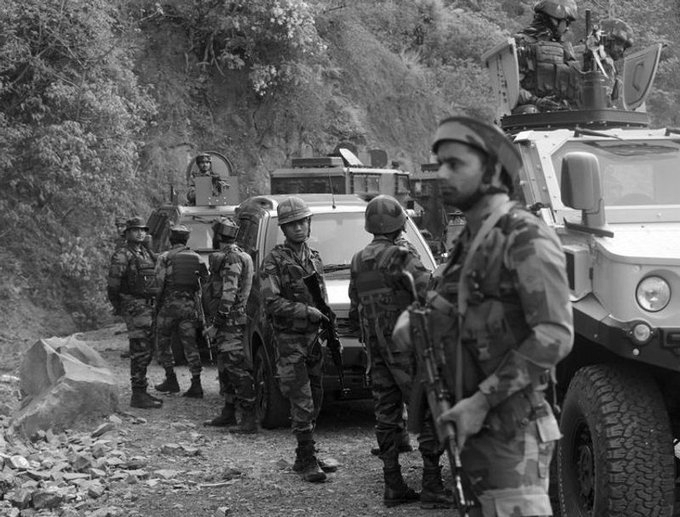Pakistani terrorist killed as Army foils LoC infiltration in Uri