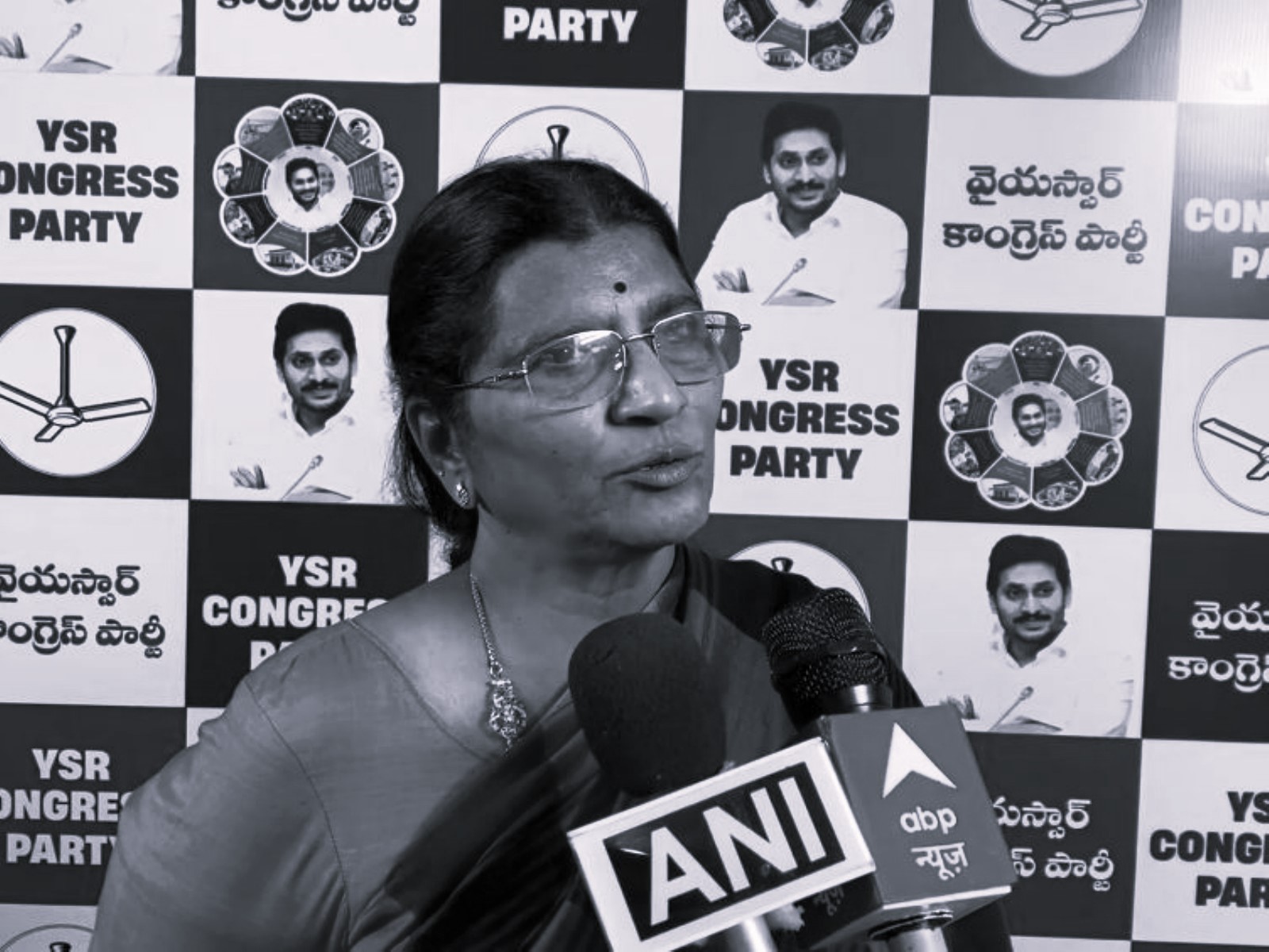 కూటమి పాలనలో మహిళలకు రక్షణ కరువు: వైసీపీ నేత లక్ష్మీ పార్వతి