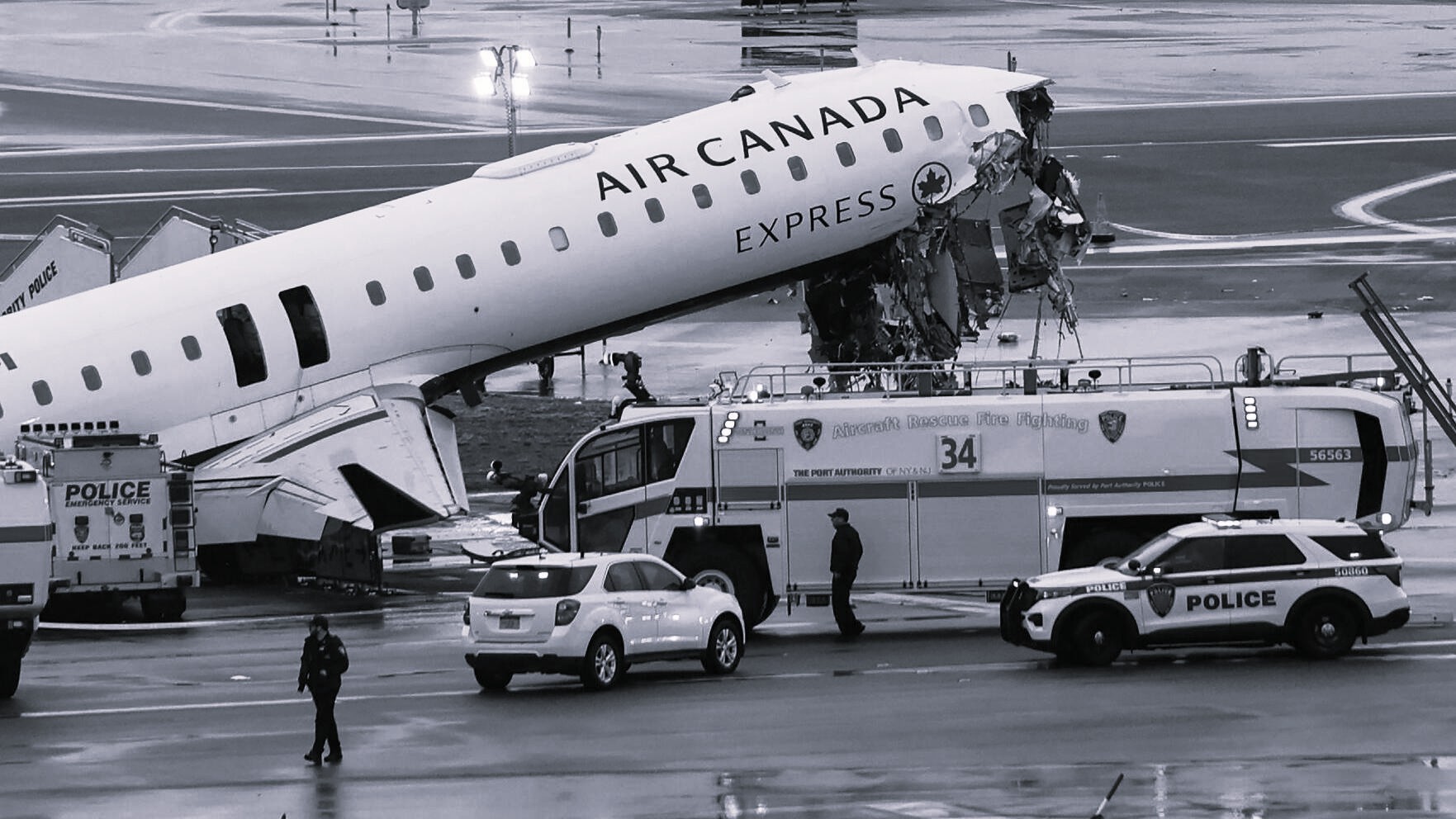 Two Pilots Dead in Jet–Fire Truck Collision at New York’s LaGuardia Airport