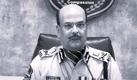 హింసను వీడండి.. జనజీవన స్రవంతిలో కలవండి: మావోయిస్టులకు తెలంగాణ డీజీపీ పిలుపు