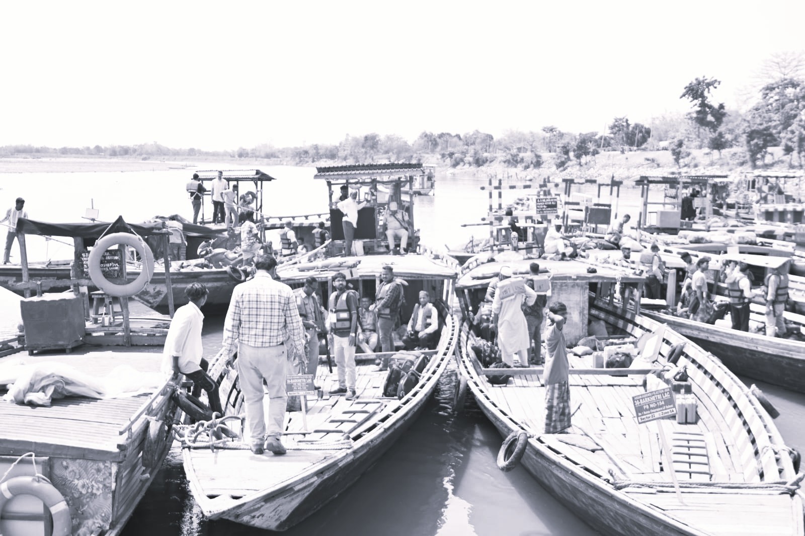 నేడు మూడు రాష్ట్రాల్లో ఎన్నికలకు ఏర్పాట్లు పూర్తి