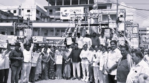 ఏబీఎన్ రాధాకృష్ణ వ్యాఖ్యలపై వైయస్ఆర్సీపీ సమరభేరి