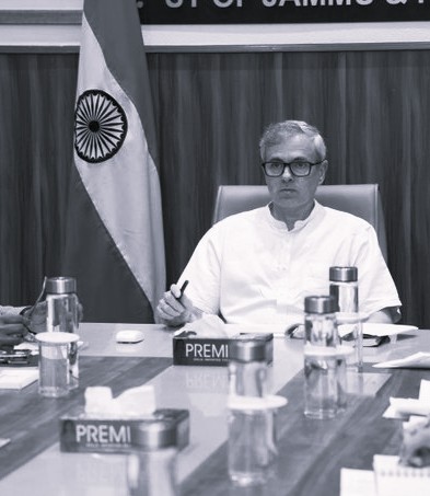39 రోజుల యుద్ధంలో అమెరికా సాధించింది ఏమిటి? .. ఒమర్ అబ్దుల్లా