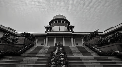 SC pulls up Ghaziabad Police, Orders court-monitored probe in child murder case