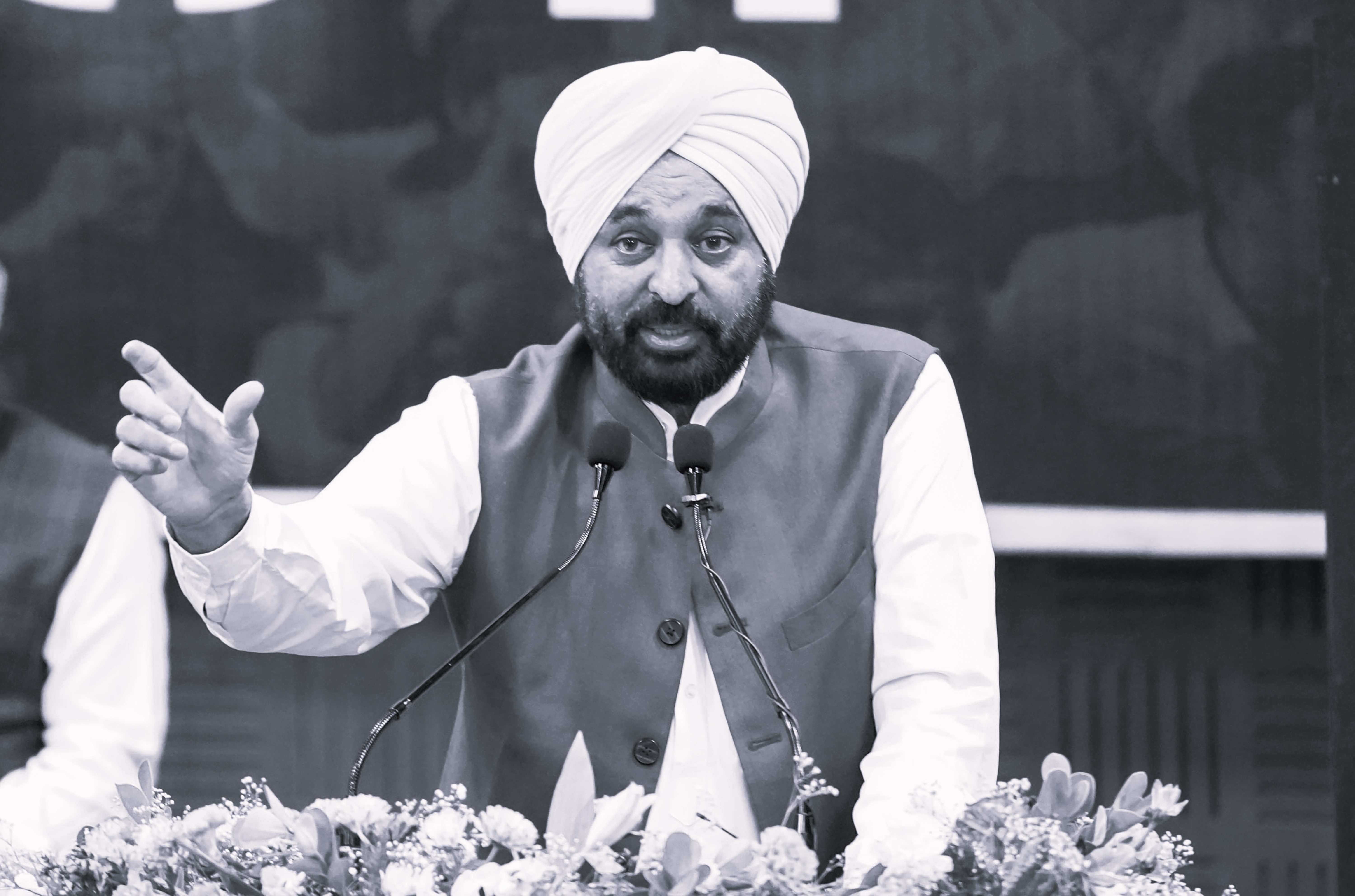 గురు గ్రంథ్ సాహిబ్ ను అవమానిస్తే జీవిత ఖైదు