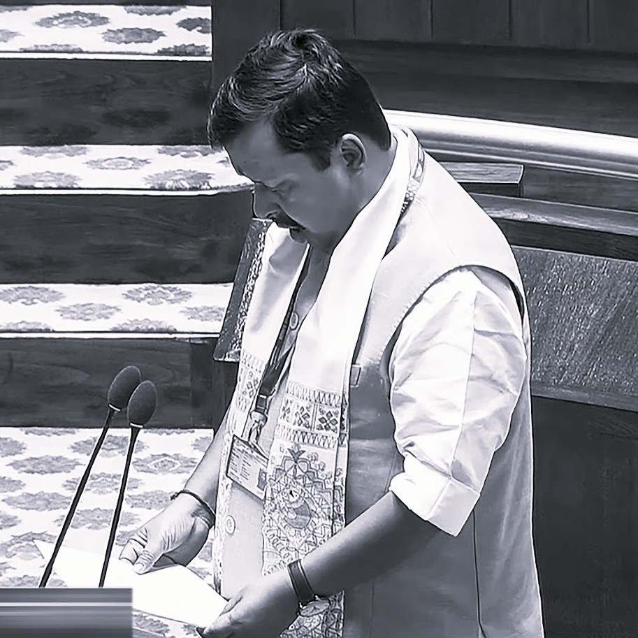 రాజ్యసభ సభ్యులుగా 16 మంది ప్రమాణ స్వీకారం