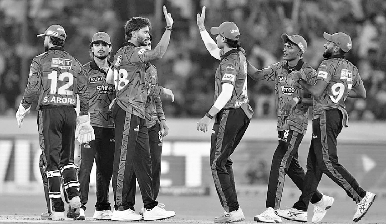 One Man Show! What a Knock, What a Player, Abhishek Shines as SRH Demolishes Delhi by 47 Runs