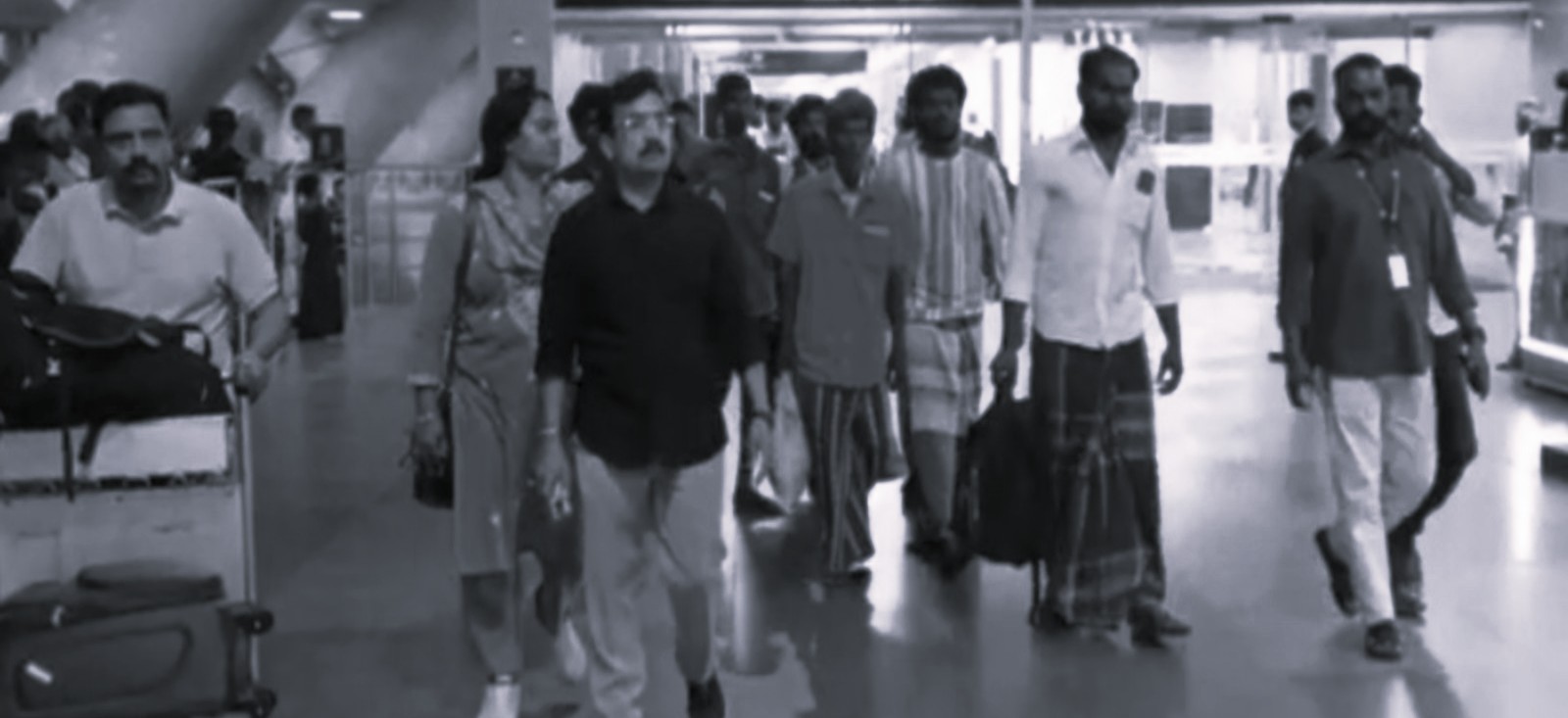 శ్రీలంక జైలు నుంచి 19 మంది తమిళనాడు మత్స్యకారులు విడుదల