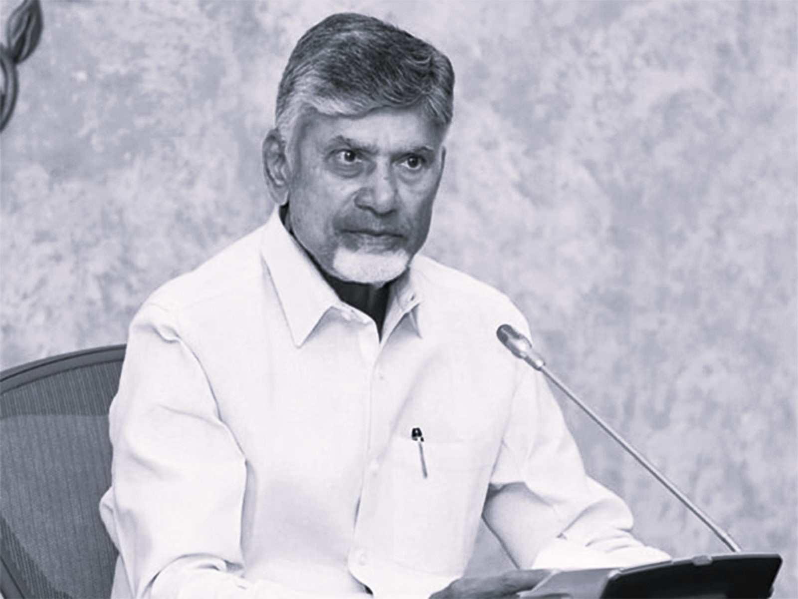 మహిళా బిల్లుపై ప్రతిపక్షాల వైఖరిని ప్రజల్లోకి తీసుకెళ్లండి: సీఎం చంద్రబాబు