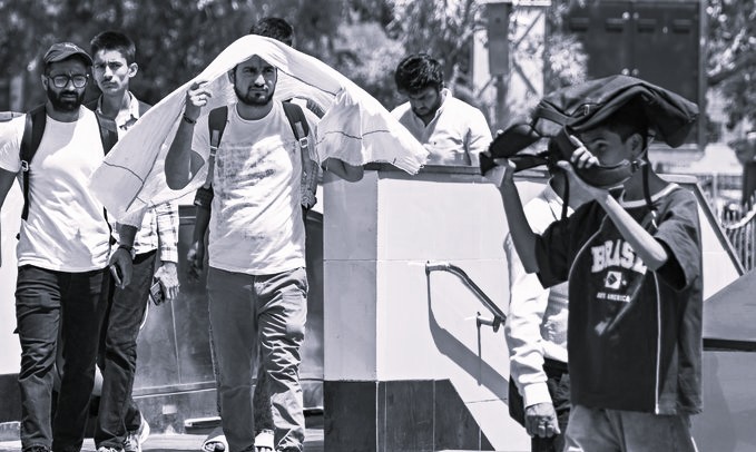 ఎండల నుంచి ప్రజలు జాగ్రత్త: ఐఎండీ
