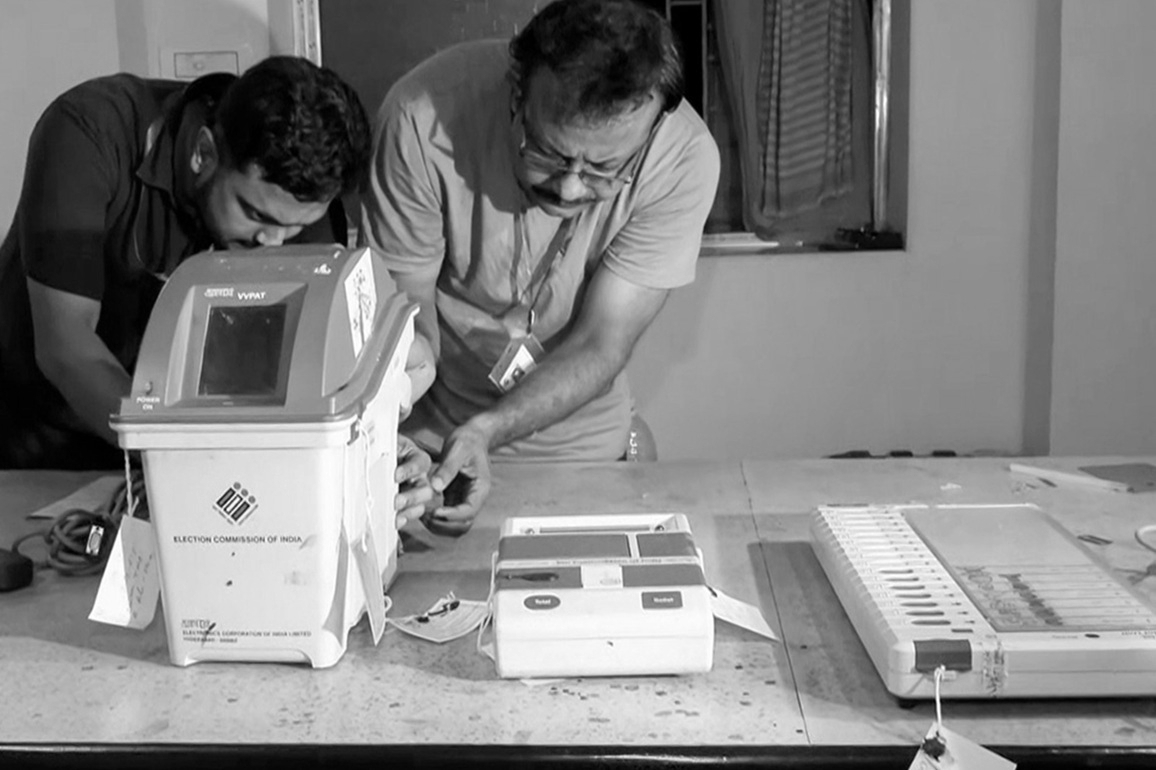 Calcutta HC Upholds EC Order Allowing Central Govt Staff for Vote Counting in West Bengal Polls