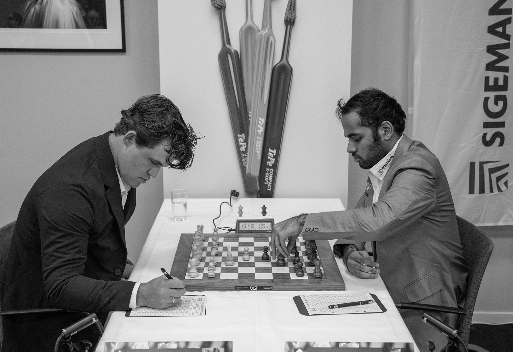 India’s Chess No. 1 Holds World No. 1 Carlsen in Sweden Opener