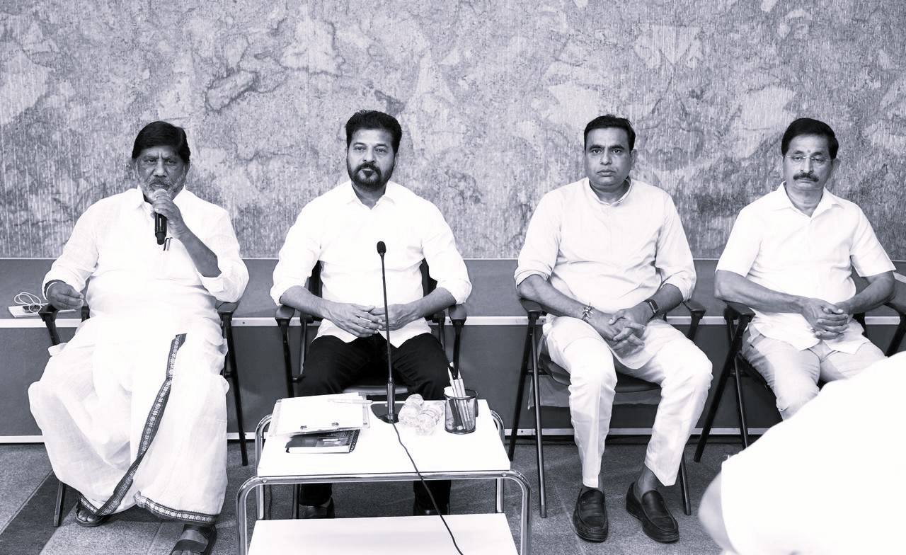 ఉద్యోగుల జేఏసీతో సీఎం రేవంత్ రెడ్డి భేటీ