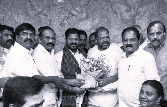 ఉద్యోగుల జేఏసీతో సీఎం రేవంత్ రెడ్డి భేటీ