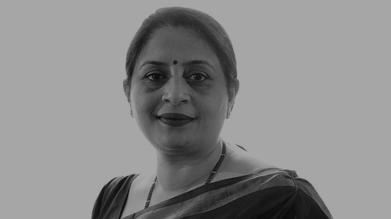 IAS Coaching Director Held Hostage, Robbed of ₹1.89 Crore by Former Student in Bhopal