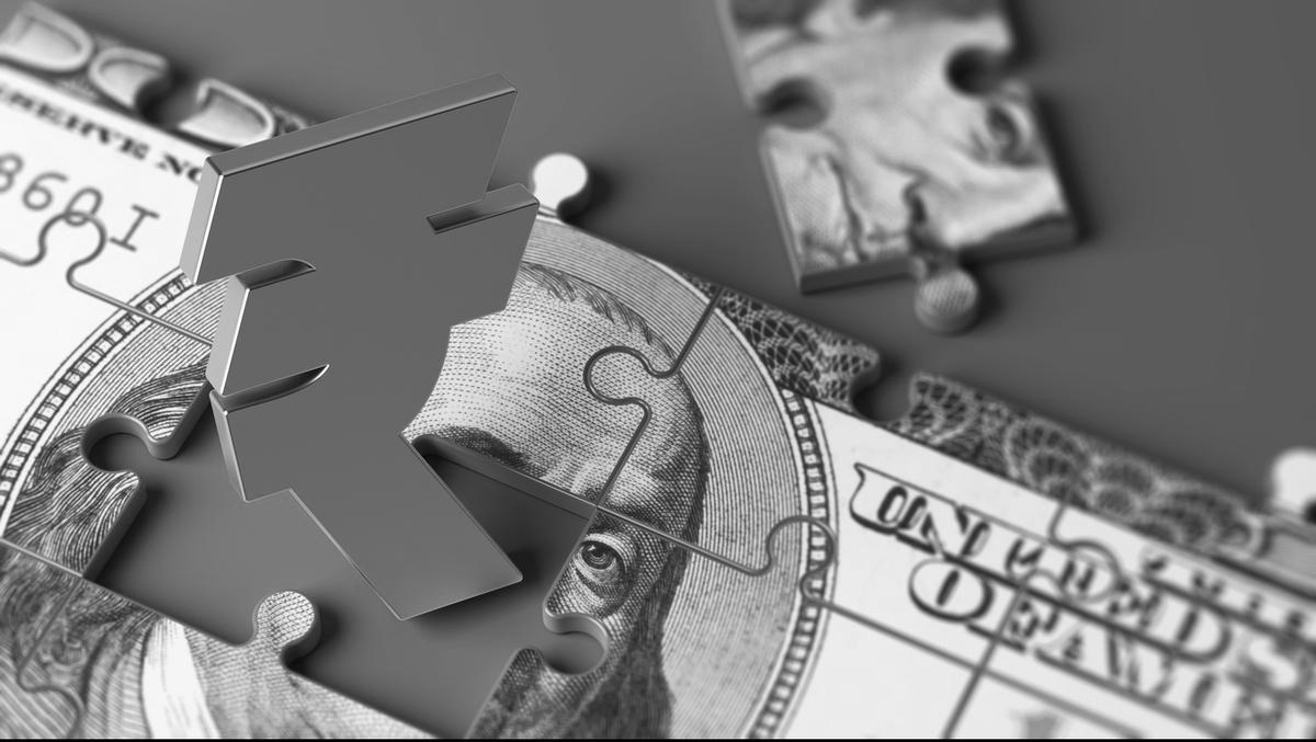 Rupee Falls 39 Paise To Close At All-Time Low Of 95.23 Against US Dollar
