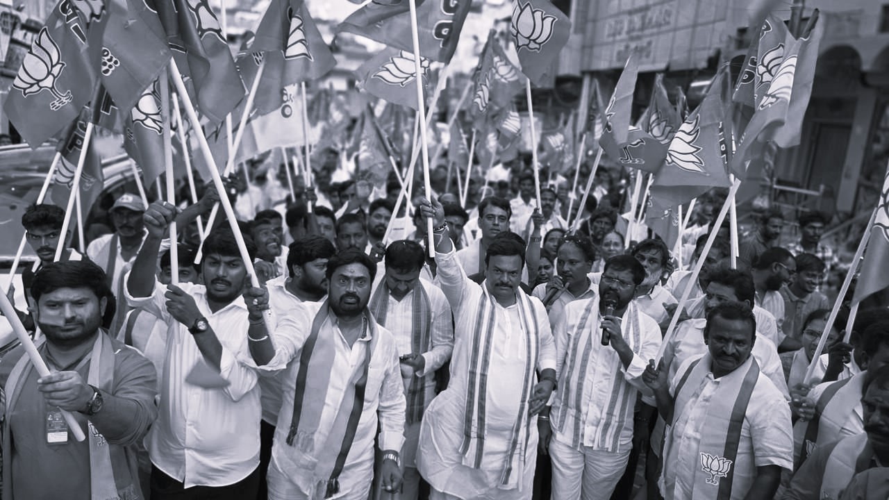 గెలుపు జోష్లో బీజేపీ.. విజయవాడ వీధుల్లో భారీ ర్యాలీ