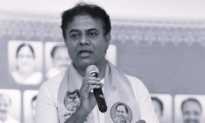 కేటీఆర్పై కేసు..రాహుల్, రేవంత్లపై వివాదాస్పద వ్యాఖ్యల ఎఫెక్ట్!