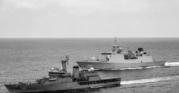 Indian Navy, Royal Netherlands Navy Conduct PASSEX Off Kochi Coast