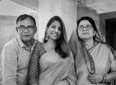 Triple Murder in Jamshedpur: Man Kills Wife, Pregnant Daughter, Son with Axe