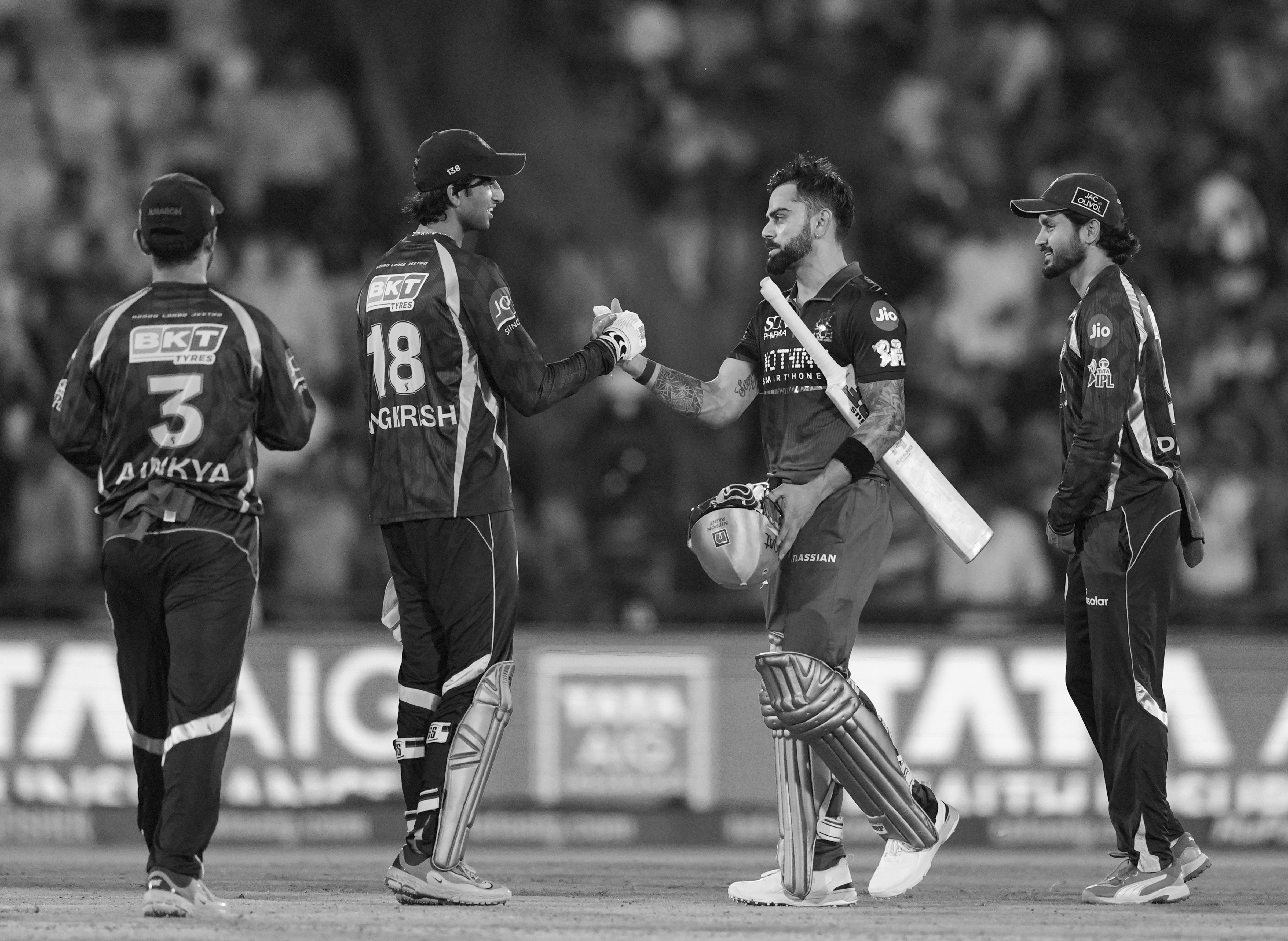 Kohli Becomes First Indian to 14,000 T20 Runs in RCB’s Big Win Over KKR