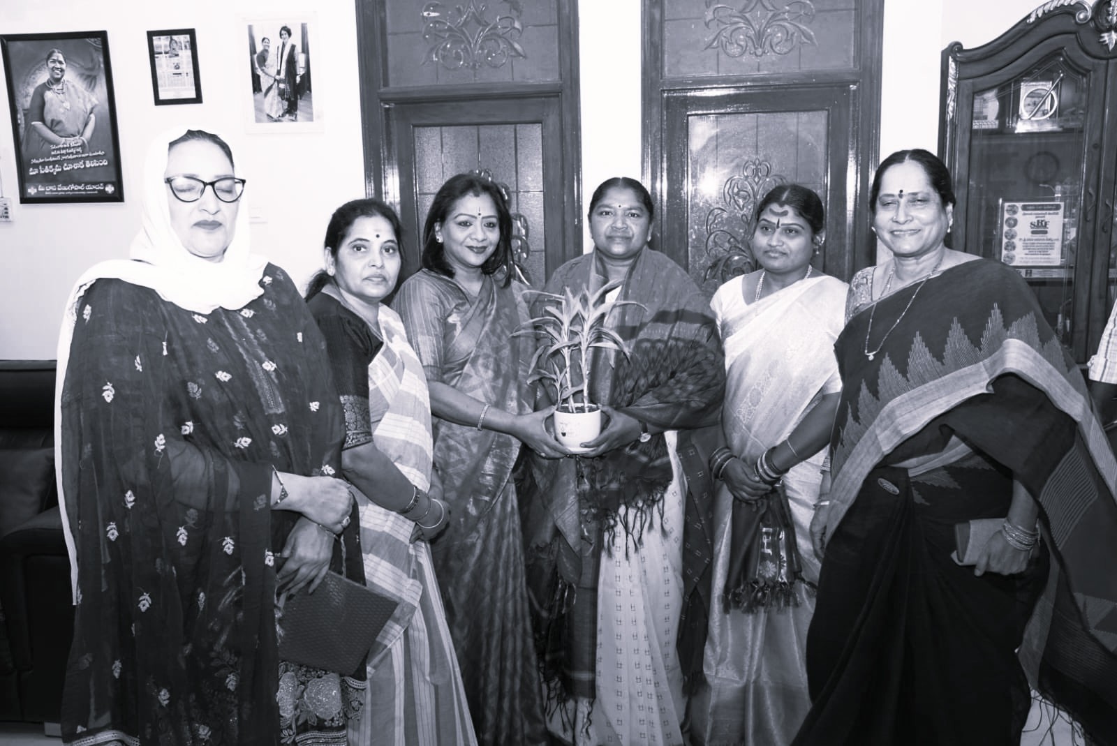 Telangana Women’s Commission Chairperson Meets Minister Seethakka