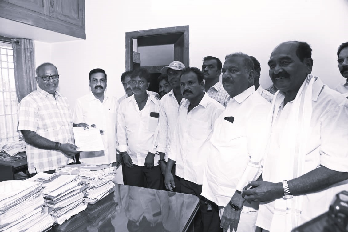 Kakani Alleges Large-Scale Illegal Mining in Sarvepalli, Demands Immediate Action
