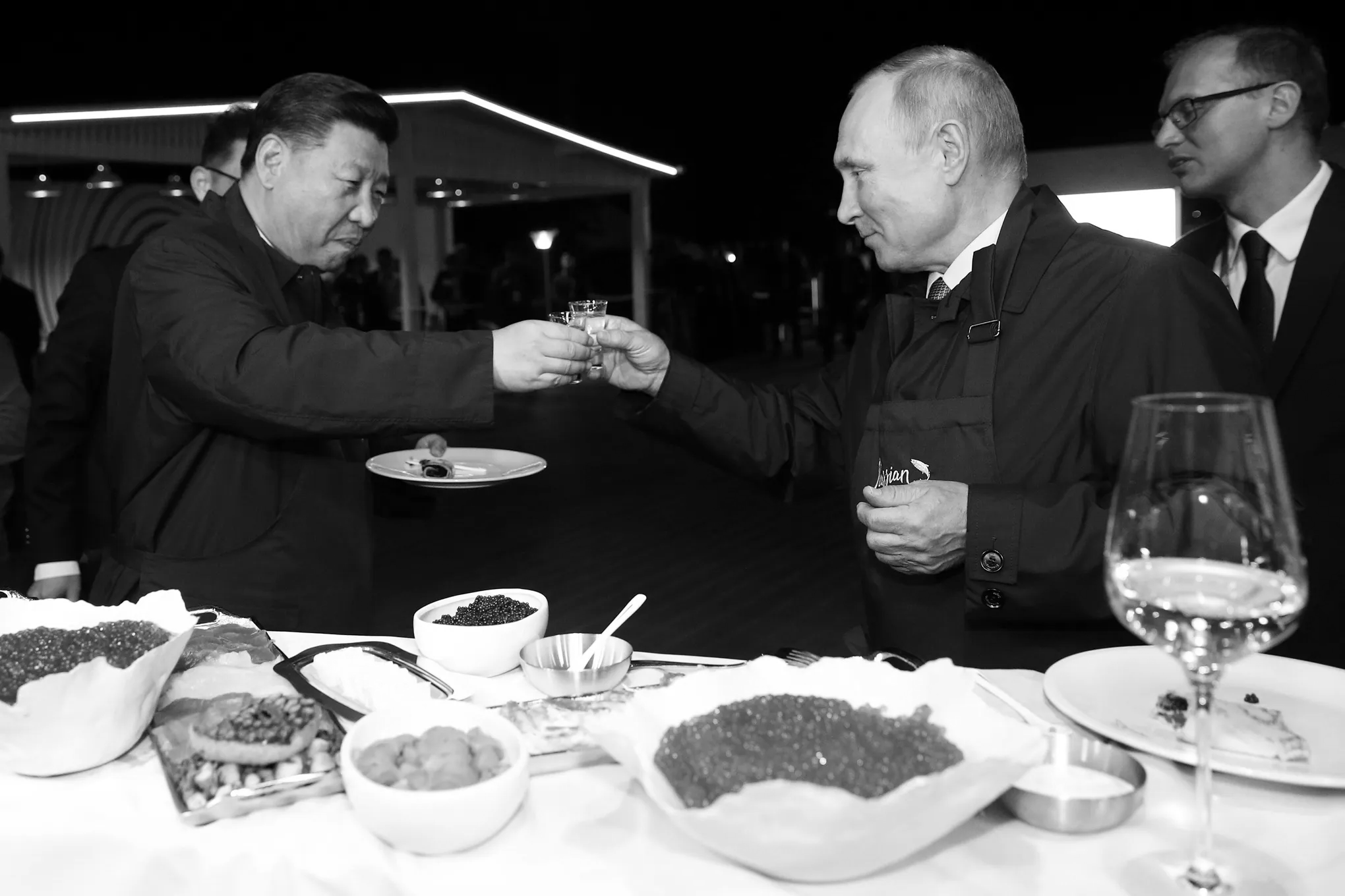 Bromance Is Back: Putin Visits China & Xi's Welcome Makes Trump's Visit Look Like a Cold Business Lunch