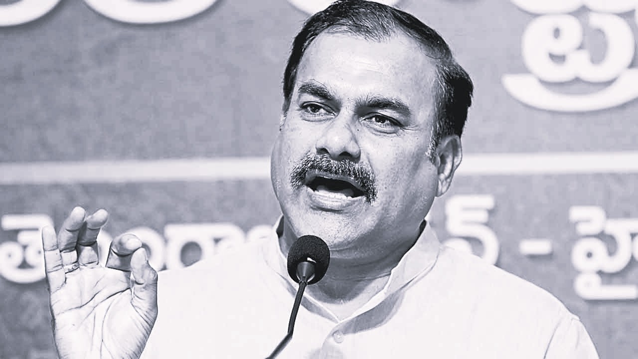 ఇంధన ధరల పెంపు సామాన్యుడిపై భారం: బీఆర్ఎస్ నేత రావుల శ్రీధర్రెడ్డి
