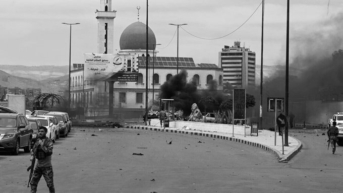 One Soldier Killed, 20 Injured in Car Bomb Blast Near Syrian Defence Ministry Building