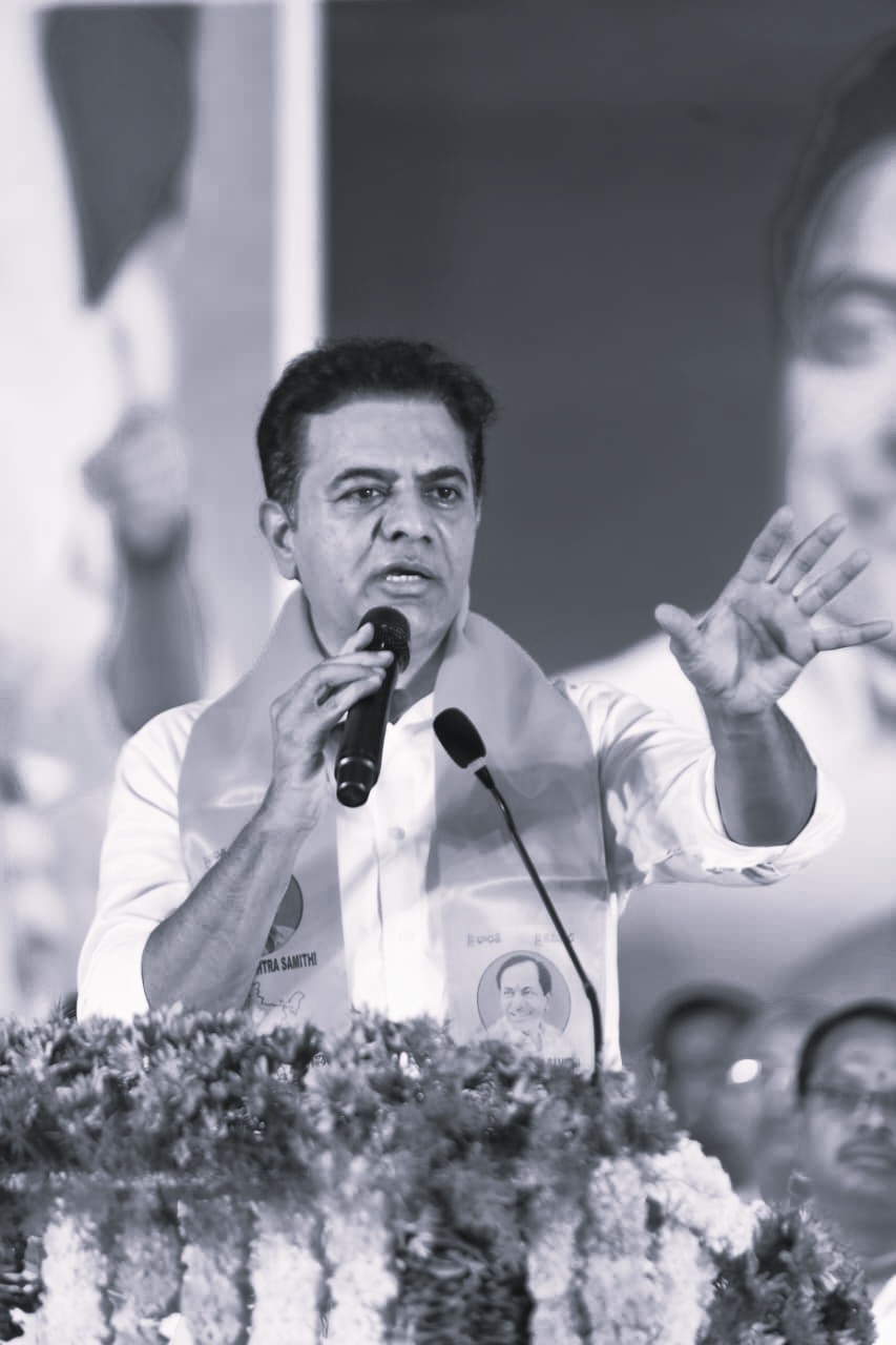 ఉచిత విద్యుత్ రద్దు కోసమే ప్రీపెయిడ్ మీటర్లు: కేటీఆర్