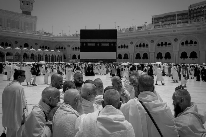 Faith Over Fear: Hajj 2026 Unites 1.5 Million in Mecca Despite Deadly Heatwaves & Iran War