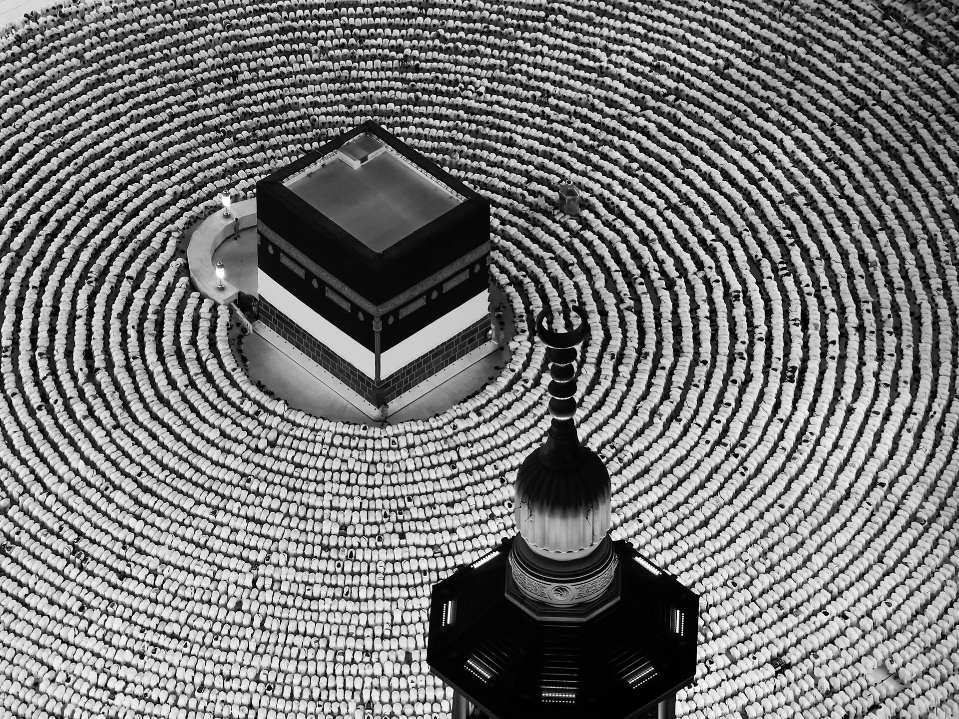 Faith Over Fear: Hajj 2026 Unites 1.5 Million in Mecca Despite Deadly Heatwaves & Iran War