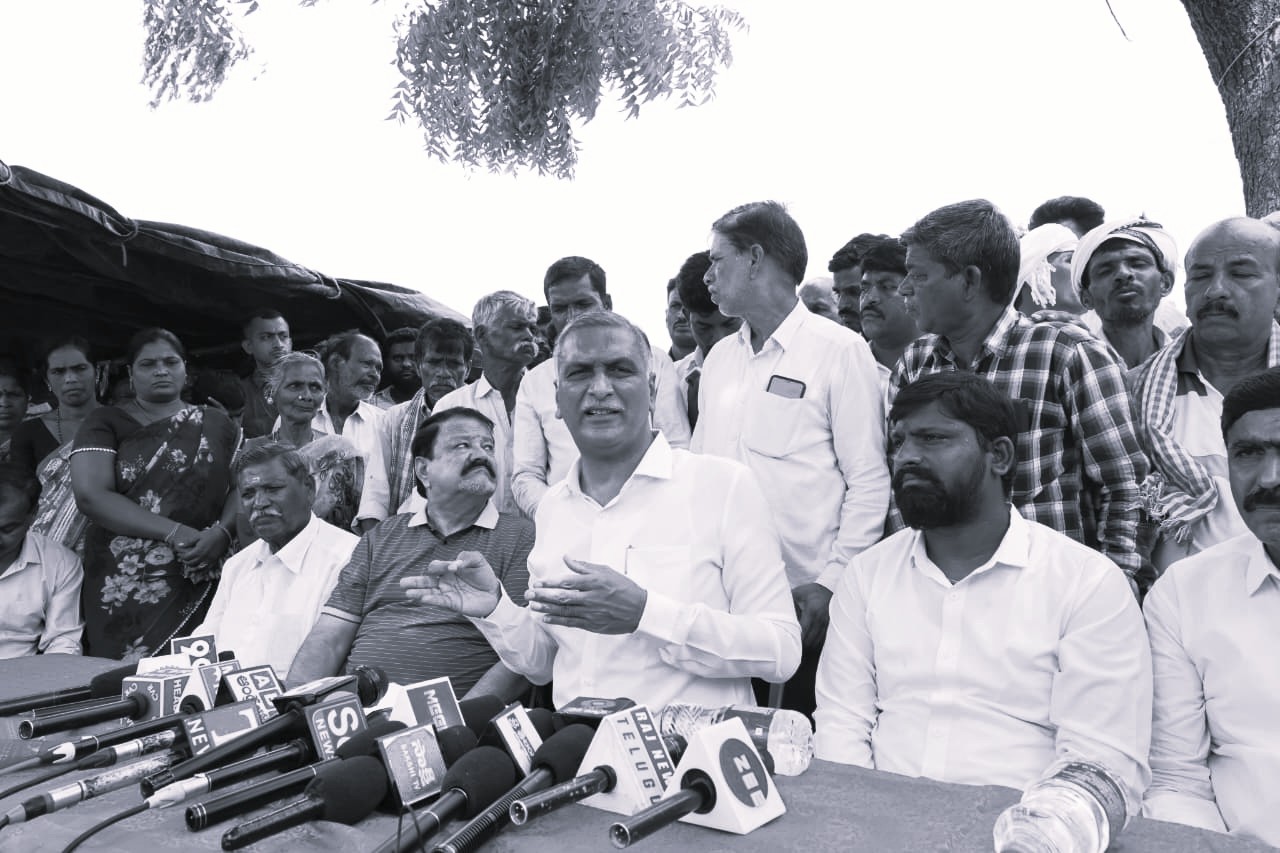 సీఎంది మిషన్ మోడ్ కాదు.. కమిషన్ మోడ్: మాజీ మంత్రి హరీష్రావు