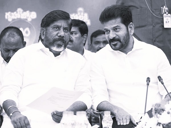 ఉద్యోగులకు ఇచ్చిన మాట నిలబెట్టుకున్న సీఎం.. రూ. 2,000 కోట్ల విడుదల