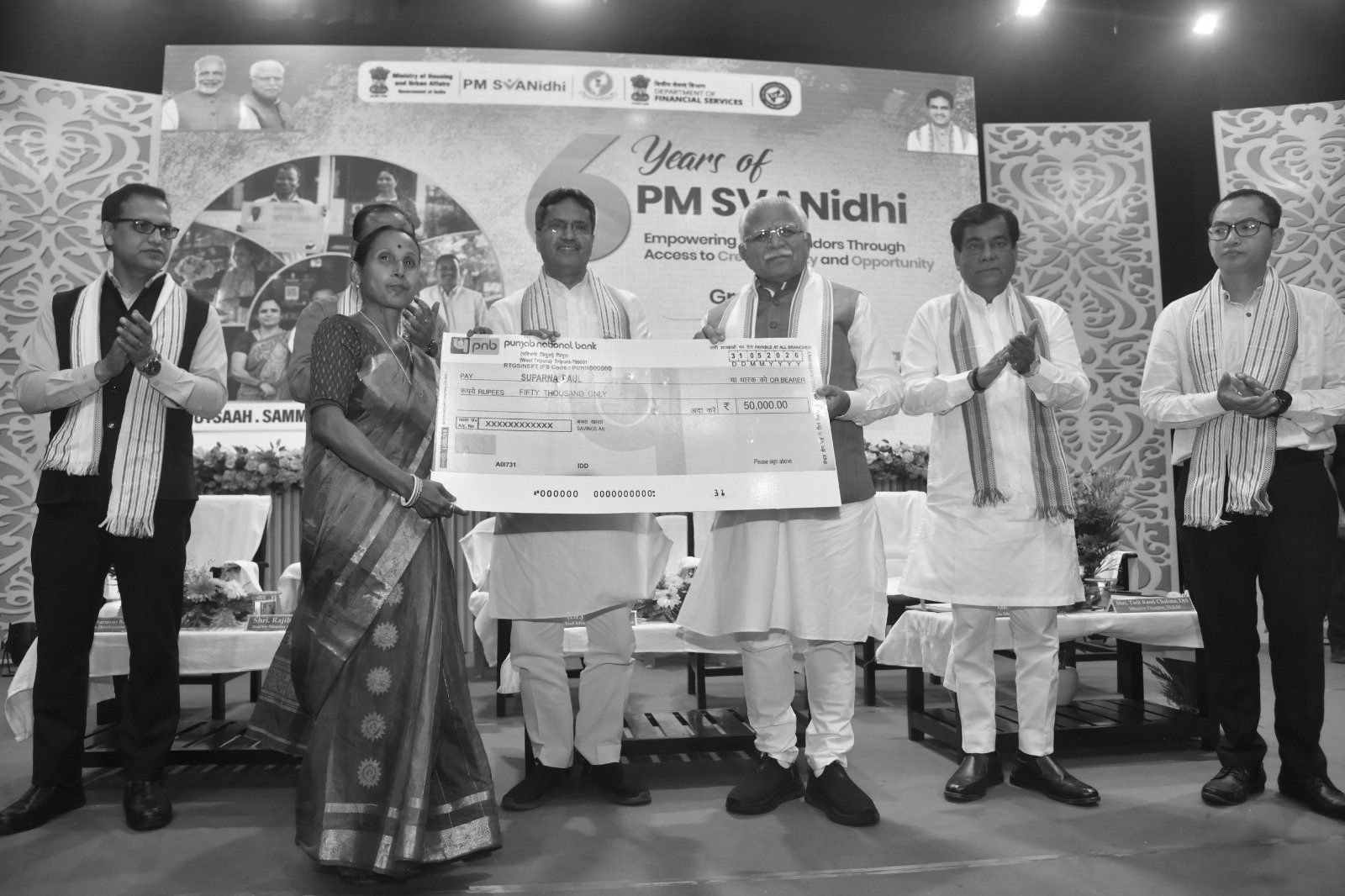 PM SVANidhi Disburses ₹17,800 Crore, But Focus Shifts to Income and Livelihood Gains