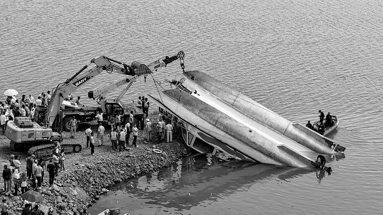 US Strike on Suspected Drug Boat Kills Three, Maritime Campaign Death Toll Reaches 205