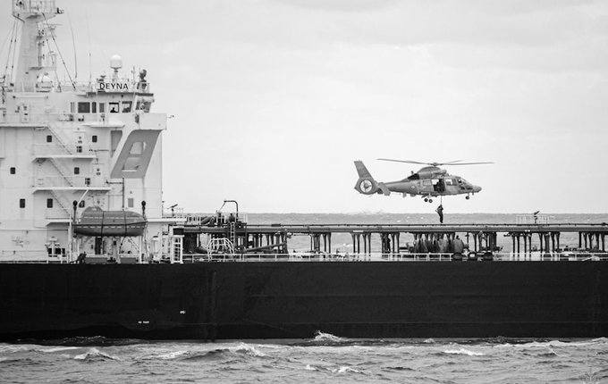 Macron Says France Seized Russia-Linked Tanker in Atlantic, Moscow Calls Action Illegal