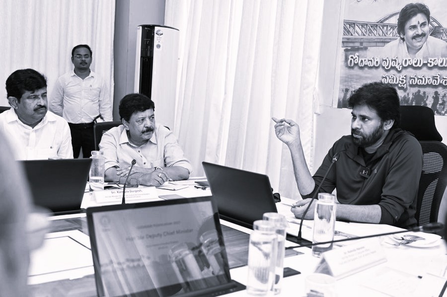 పడవ ప్రయాణం నుండి పక్కా జీవో వరకు!