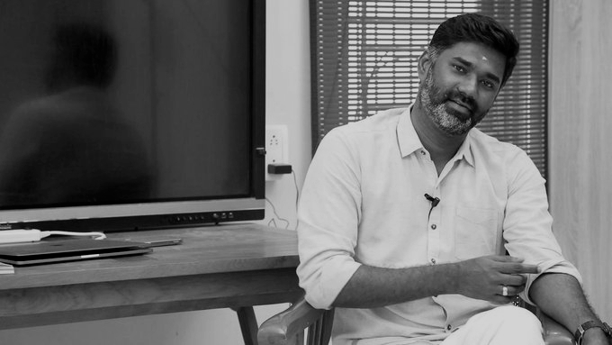 YouTuber Maridhas Detained by Chennai Cyber Crime Police Over TVK Govt Videos