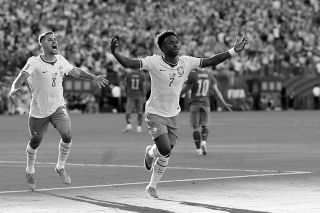 Brazil Held 1-1 by Morocco in World Cup Opener as Vinícius Júnior Saves a Point