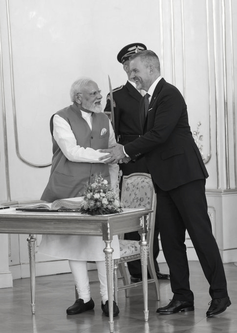 First Indian PM in 33 Years: Modi Inks Key Pacts with Slovakia on Defence, AI and Counter-Terror