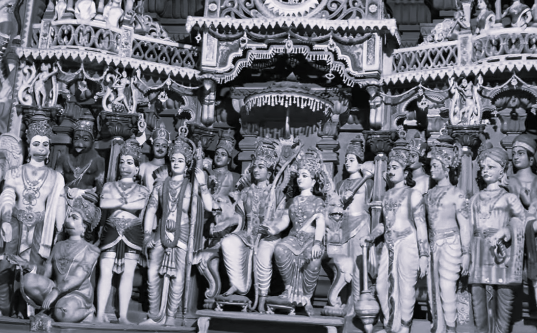 నింగిని తాకే గోపురాలు.. భక్తిని చాటే శిల్పాలు - గొల్లల మామిడాడ