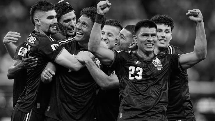 Mexico Become First Team to Qualify for World Cup Knockouts After 1-0 Win Over South Korea