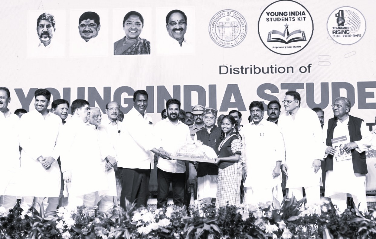 డ్రగ్స్ రహిత తెలంగాణే లక్ష్యం.. ఎల్బీ స్టేడియంలో విద్యార్థులతో గవర్నర్ ప్రతిజ్ఞ
