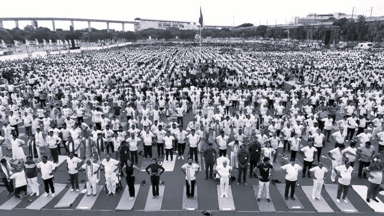 Hyderabad Hosts ‘Yoga Mahotsav – 24 Hour Countdown’ Ahead of International Yoga Day